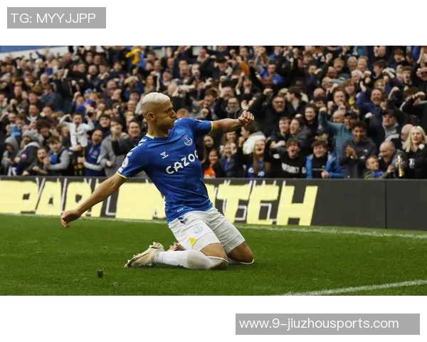 理查利森庆祝英超250场出场里程碑感慨荣幸与感激之情 理查利森庆祝英超250场出场里程碑感慨荣幸与感激之情