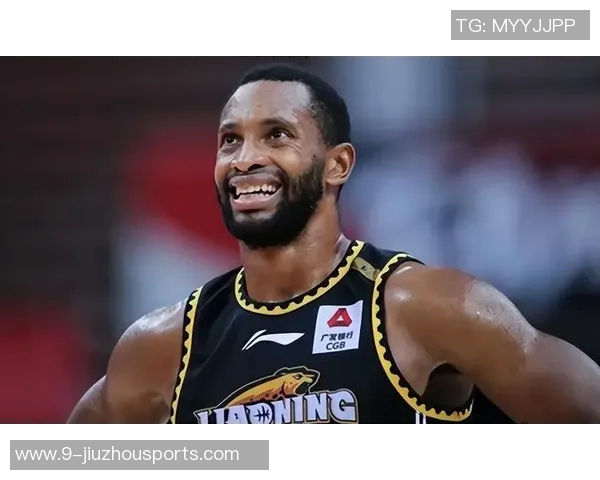 探花埃奇库姆表现尚可9投3中三分球命中1个贡献10分1篮板2助攻1盖帽 探花埃奇库姆表现尚可9投3中三分球命中1个贡献10分1篮板2助攻1盖帽