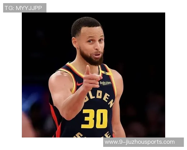 库里罚球表现出色目前13罚12中创下新高上赛季单场纪录为14次 库里罚球表现出色目前13罚12中创下新高上赛季单场纪录为14次