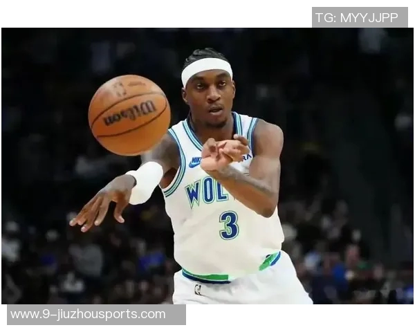 麦克丹尼尔斯半场表现出色9中6砍下15分2篮板3盖帽助力球队攻防稳定 麦克丹尼尔斯半场表现出色9中6砍下15分2篮板3盖帽助力球队攻防稳定