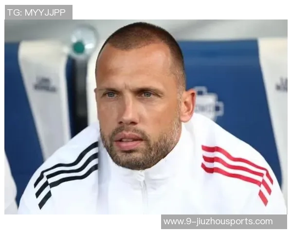 欧冠惨败引发危机海廷加或将下课滕哈赫成贾府新帅热门人选 欧冠惨败引发危机海廷加或将下课滕哈赫成贾府新帅热门人选