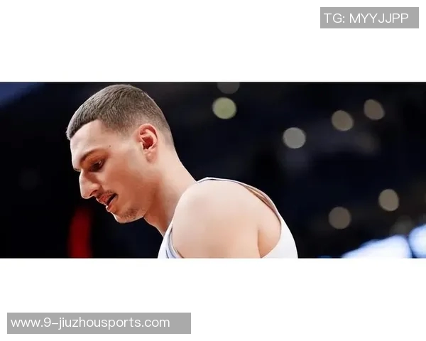 鲍威尔称赞约维奇展现真实自我期待他按风格自由发挥