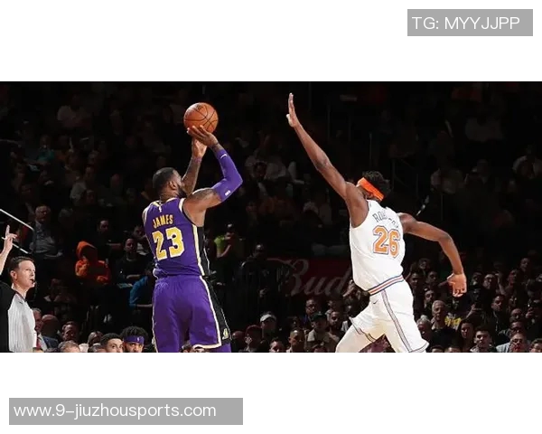 杜兰特称抢下18个前场板是取胜关键强调进攻回合的重要性